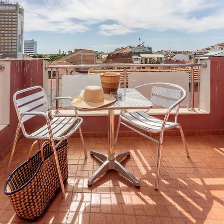 招待所 & Fotinov 3*