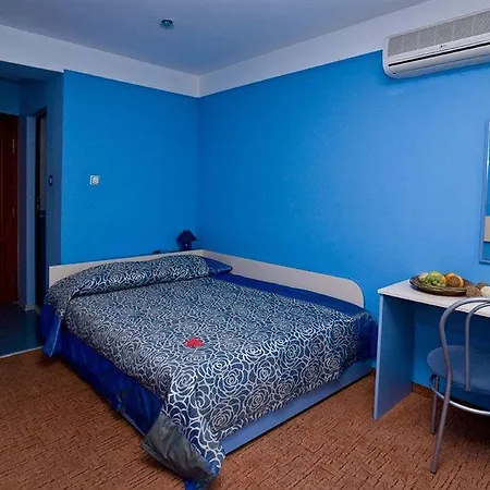 & Fotinov Casa de hóspedes 4*