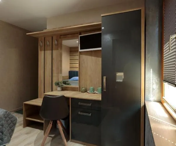 & Fotinov 布尔加斯