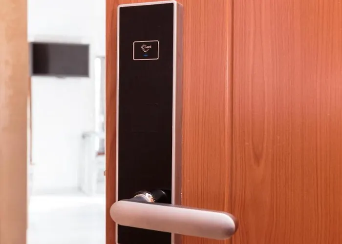 & Fotinov 布尔加斯