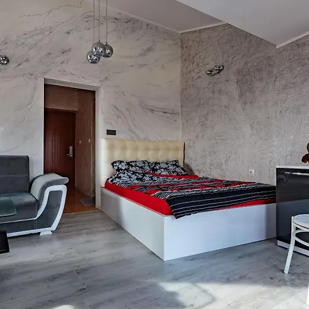 & Fotinov 3* Burgasz