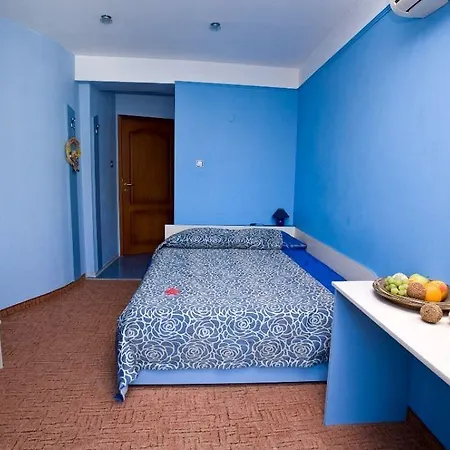 بيت ضيافة & Fotinov