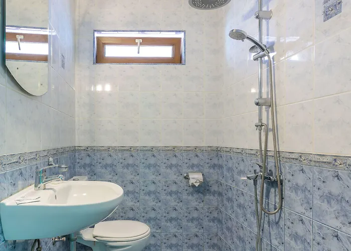 & Fotinov 3* Burgasz