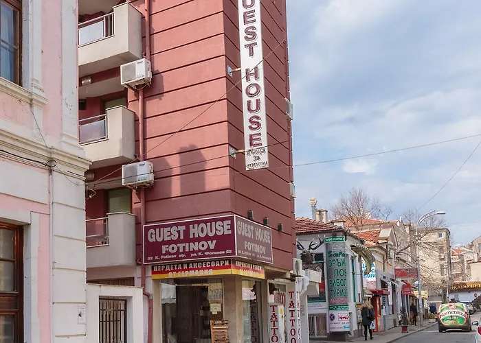 & Fotinov Vendégház 3*